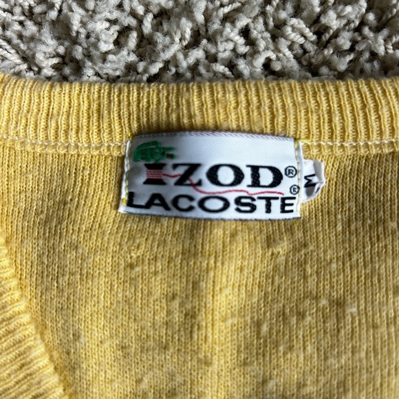 VINTAGE Izod vneck sweater. Yellow. Medium - Picture 2 of 2
